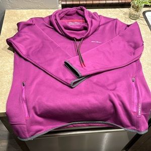 Eddie Bauer Funnel Neck Free Heat to with pockets.